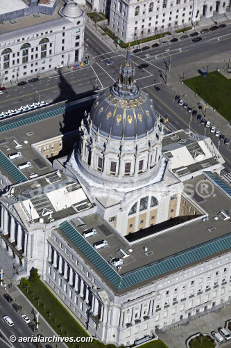 © aerialarchives.com,  City Hall, Civic Center San Francisco architecture,  stock aerial photograph, aerial
photography, AHLB3630